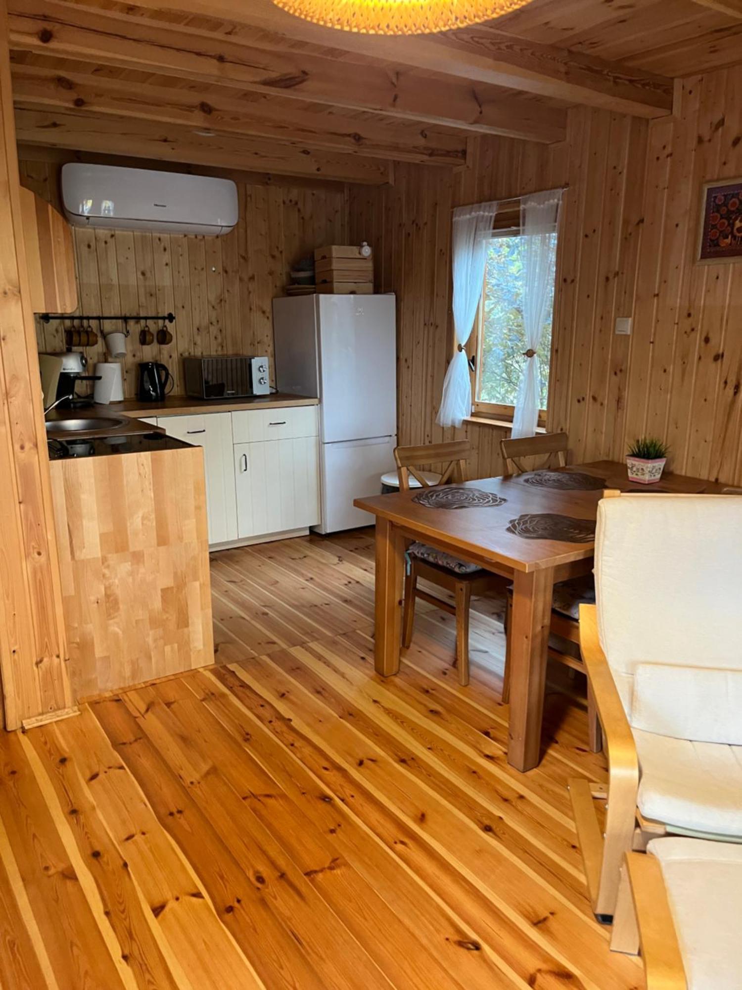 Domek Caloroczny Hawaje Nad Jeziorem Kazub Cieciorka Luaran gambar